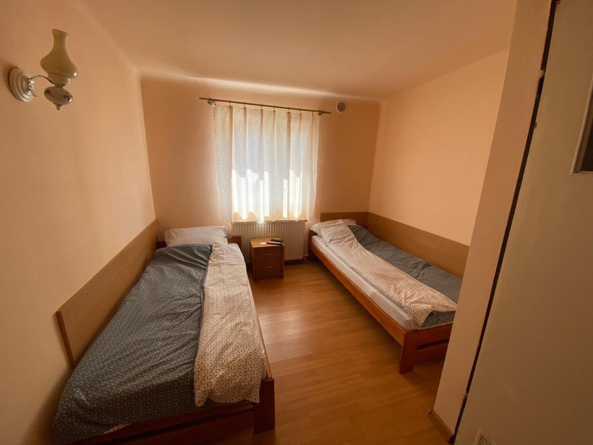Albergue "U Jedrusia" Zarebow Exterior foto